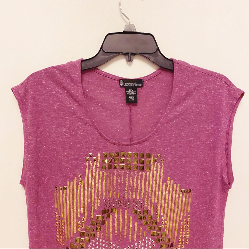 Signature Studio Top - Picture 2 of 6
